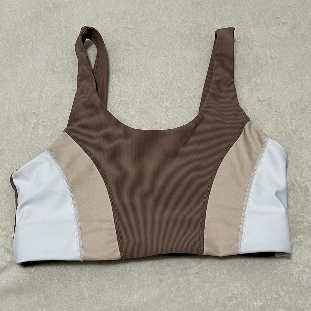 Wilo The Label Sports Bra